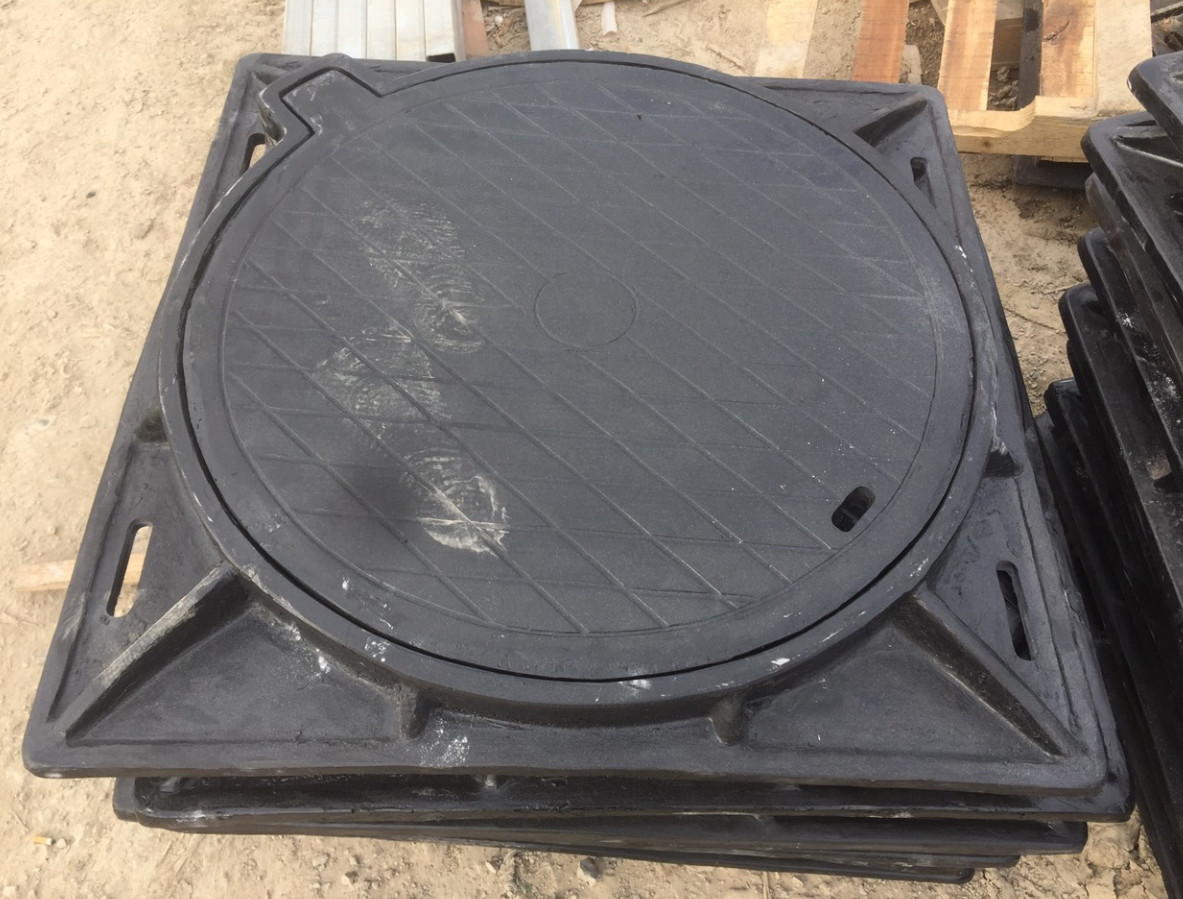 Nắp hố ga Composite ngăn mùi khung âm nắp tròn4