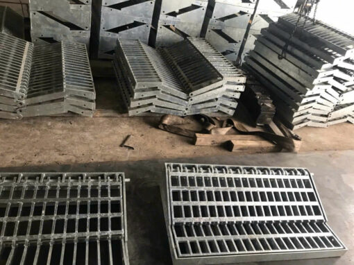 Tấm sàn grating mạ kẽm4